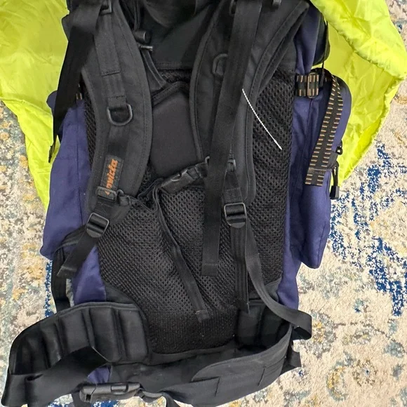 Invicta backpack - Picture 6 of 9